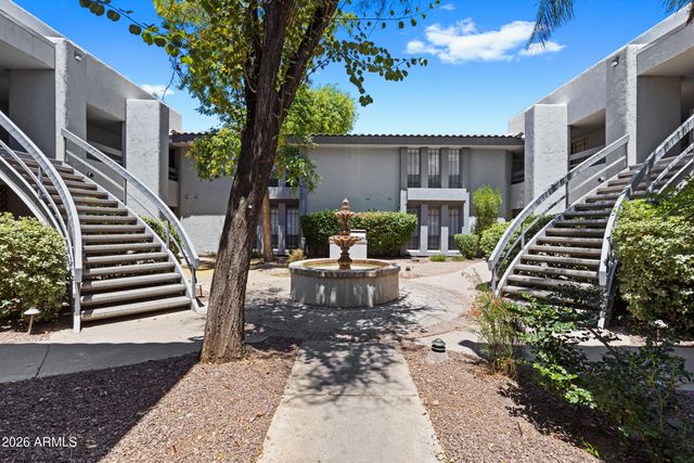 5225 N 24TH Street 102, Phoenix, AZ 85016