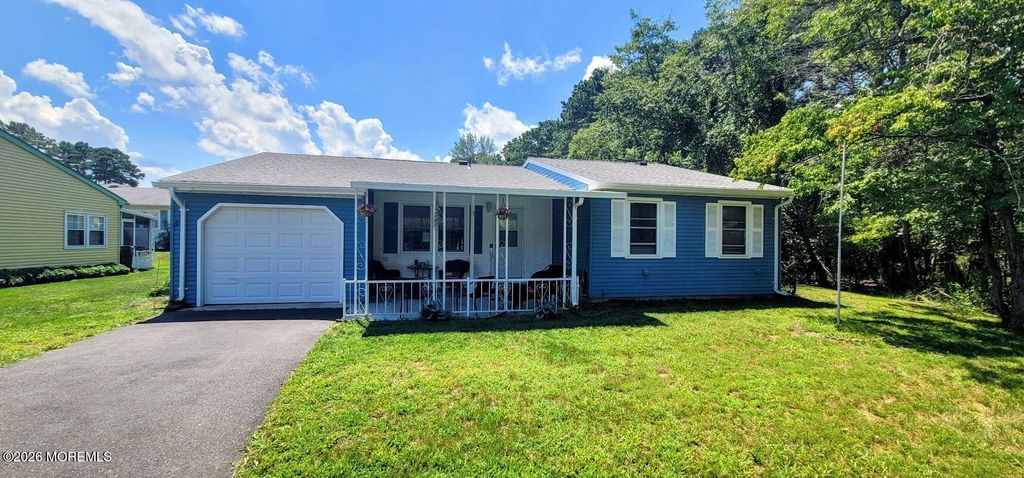 23 Falmouth Avenue 72, Whiting, NJ 08759