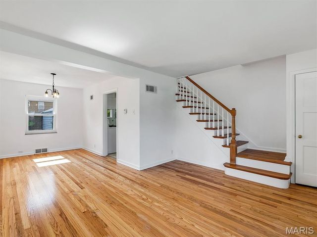 3906 Berger Avenue, St Louis, MO 63109
