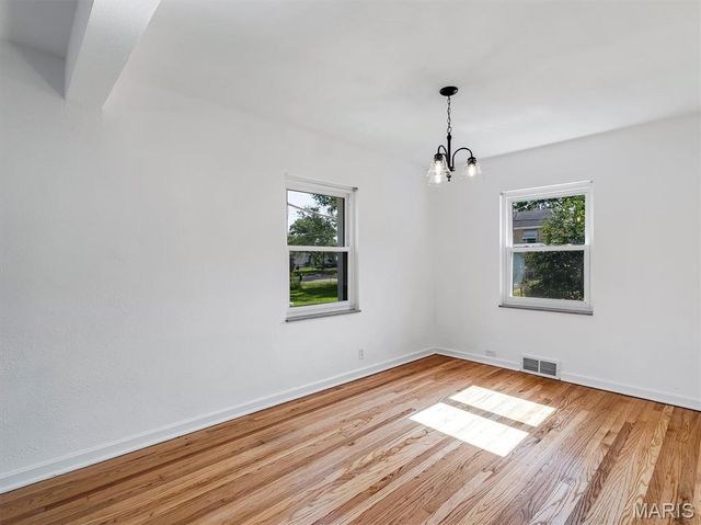 3906 Berger Avenue, St Louis, MO 63109
