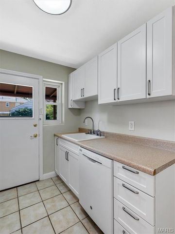 3906 Berger Avenue, St Louis, MO 63109