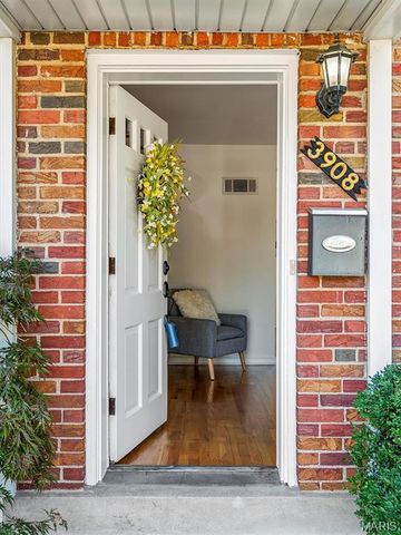 3906 Berger Avenue, St Louis, MO 63109