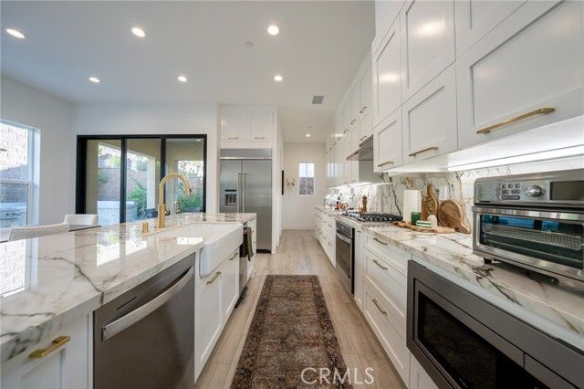 20811 W Bur Oak, Porter Ranch (los Angeles), CA 91326