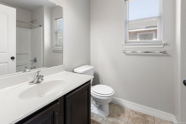 10728 Gemsbuck Ldg, San Antonio, TX 78245