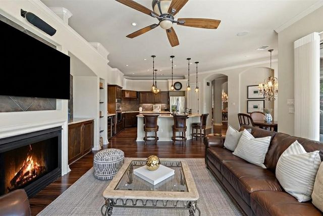 27435 Waterfall Hill PKWY, Spicewood, TX 78669