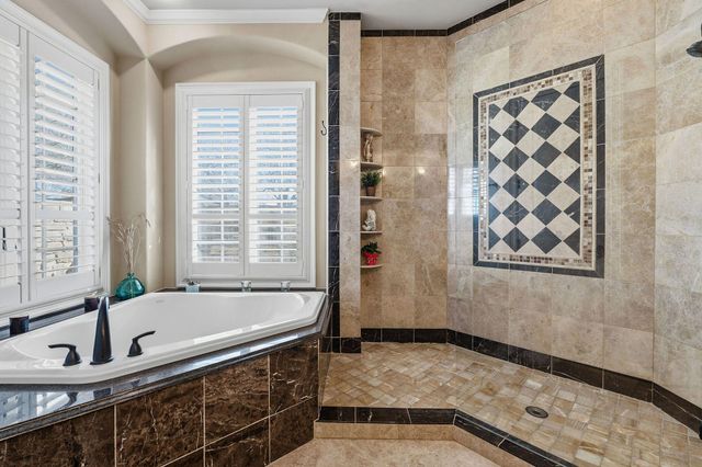 27435 Waterfall Hill PKWY, Spicewood, TX 78669