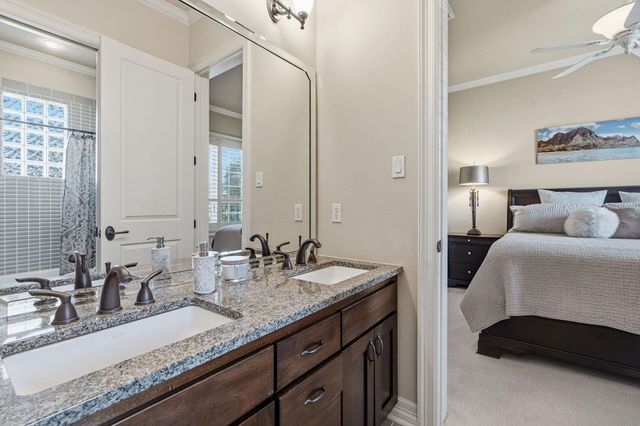 27435 Waterfall Hill PKWY, Spicewood, TX 78669