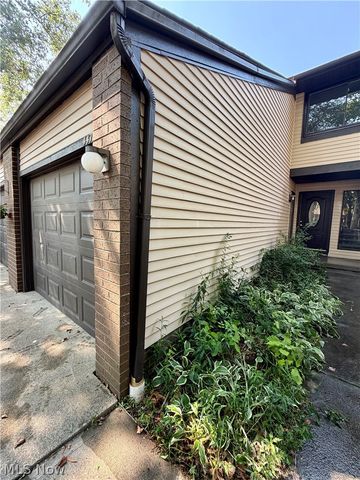 4471 Habersham Lane S 186, Richmond Heights, OH 44143