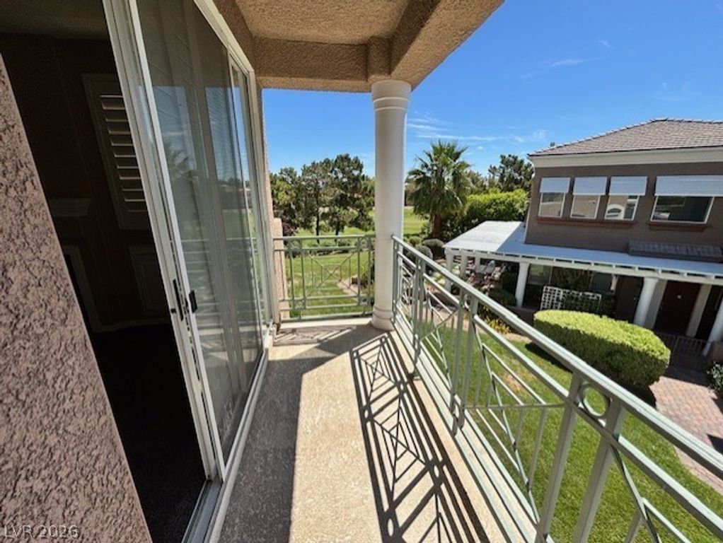 9112 Vista Greens Way 106, Las Vegas, NV 89134 — photo 2