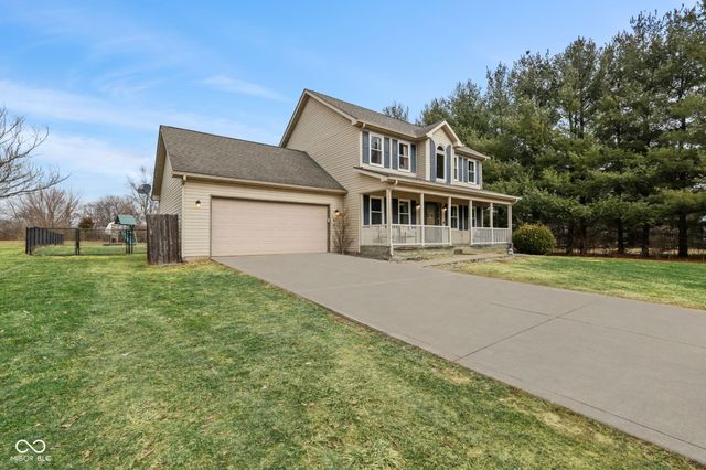 2882 E Cottonwood Trail, Morristown, IN 46161
