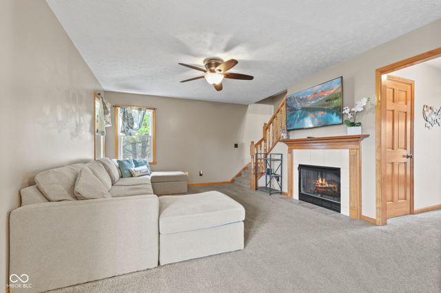 2882 E Cottonwood Trail, Morristown, IN 46161