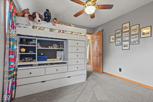 2882 E Cottonwood Trail, Morristown, IN 46161