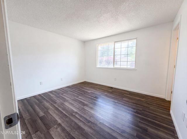 3325 Somerset Way, Carson City, NV 89705
