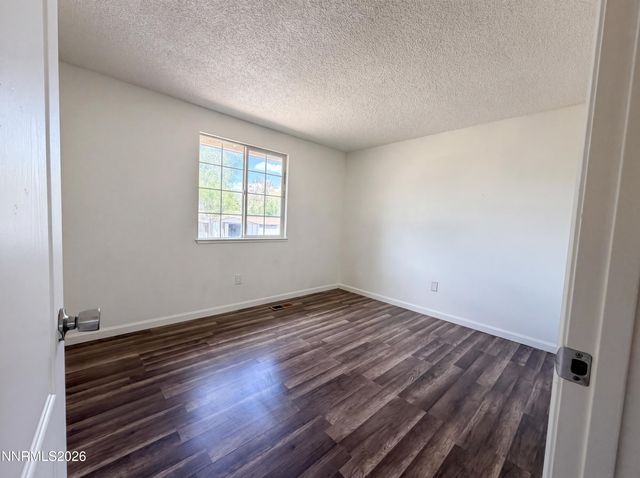 3325 Somerset Way, Carson City, NV 89705