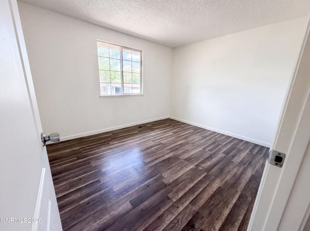 3325 Somerset Way, Carson City, NV 89705