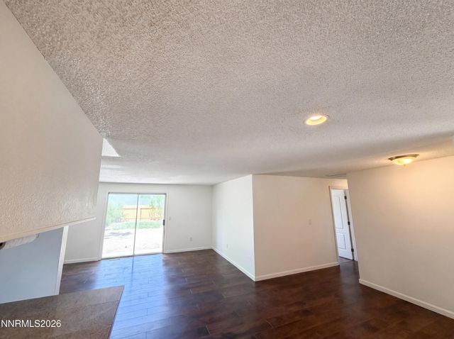 3325 Somerset Way, Carson City, NV 89705