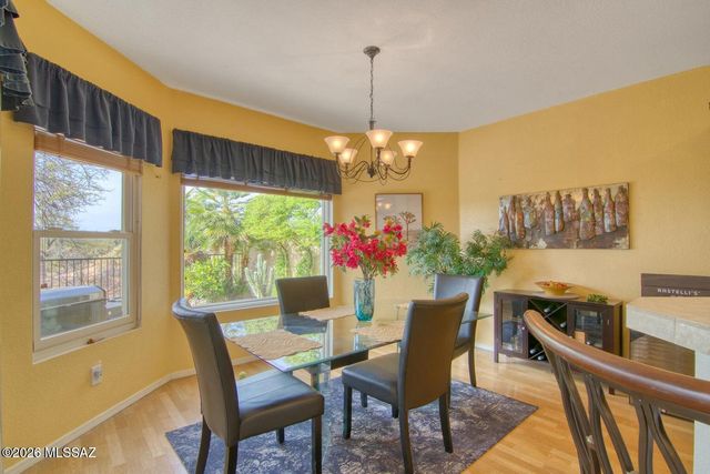 1232 E Camino Diestro, Oro Valley, AZ 85704