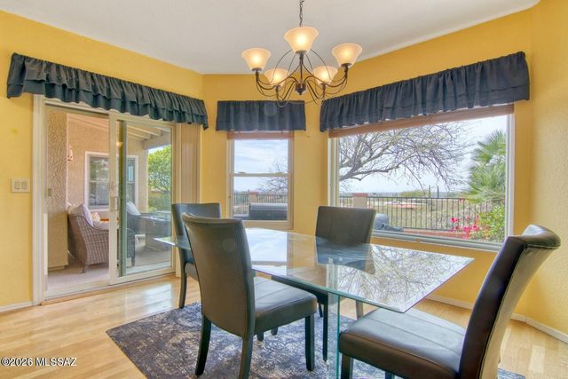 1232 E Camino Diestro, Oro Valley, AZ 85704