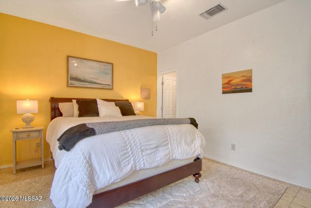 1232 E Camino Diestro, Oro Valley, AZ 85704