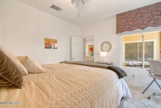 1232 E Camino Diestro, Oro Valley, AZ 85704