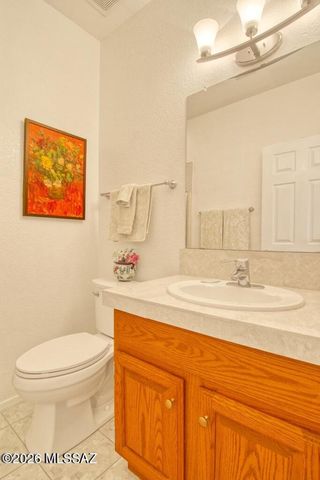 1232 E Camino Diestro, Oro Valley, AZ 85704