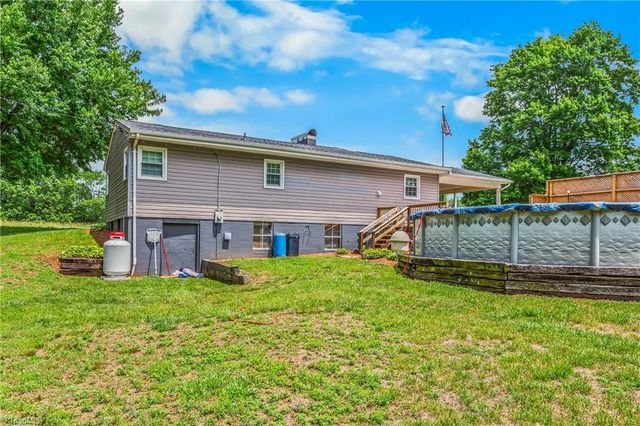1453 Longtown Road, Yadkinville, NC 27055