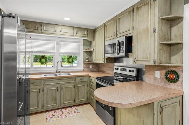 1453 Longtown Road, Yadkinville, NC 27055
