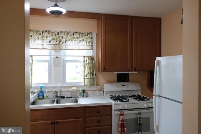 567 N FRANKLIN ST, Hanover, PA 17331