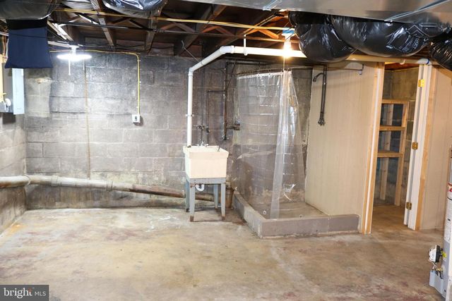 567 N FRANKLIN ST, Hanover, PA 17331
