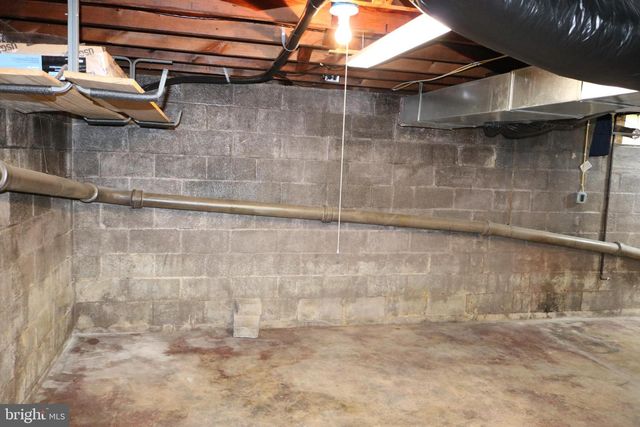 567 N FRANKLIN ST, Hanover, PA 17331