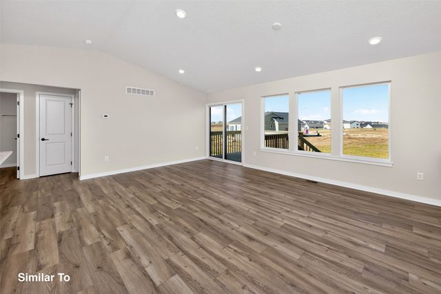 9838 Watermeadow Circle, Johnston, IA 50111