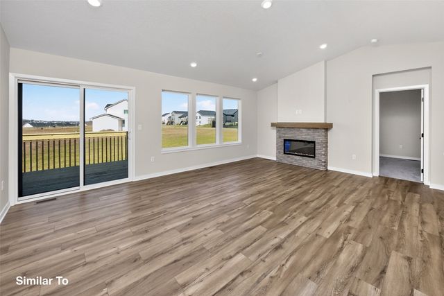 9838 Watermeadow Circle, Johnston, IA 50111