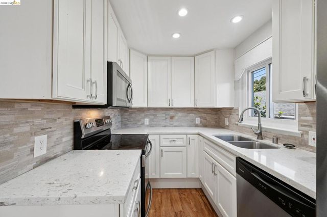 2727 Mcgee Ave, Berkeley, CA 94703