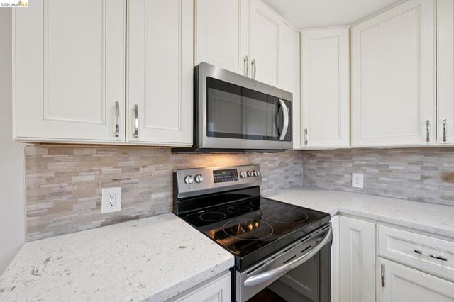 2727 Mcgee Ave, Berkeley, CA 94703