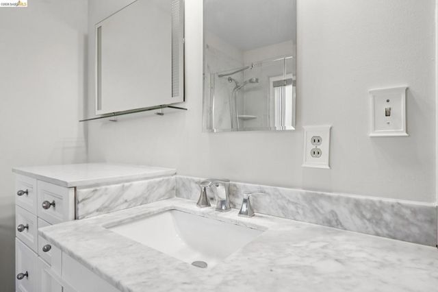 2727 Mcgee Ave, Berkeley, CA 94703