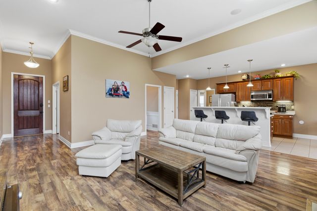 5105 WHITEFISH DR, Columbia, MO 65203