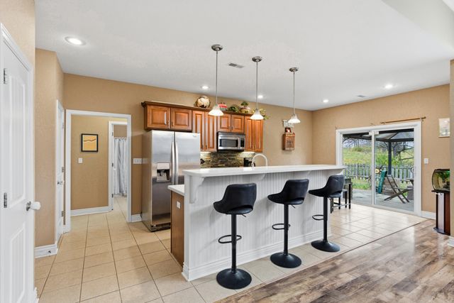 5105 WHITEFISH DR, Columbia, MO 65203