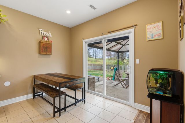 5105 WHITEFISH DR, Columbia, MO 65203