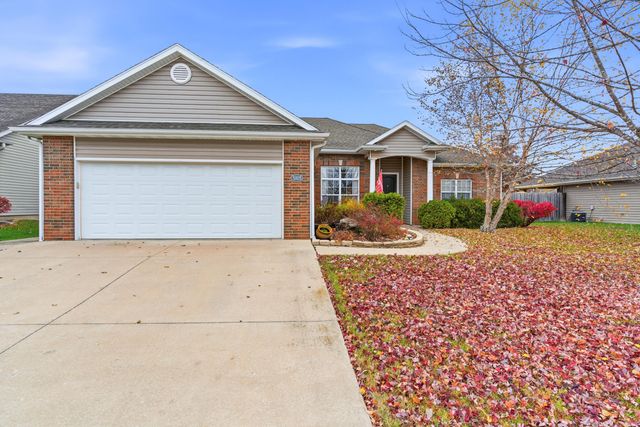 5105 WHITEFISH DR, Columbia, MO 65203