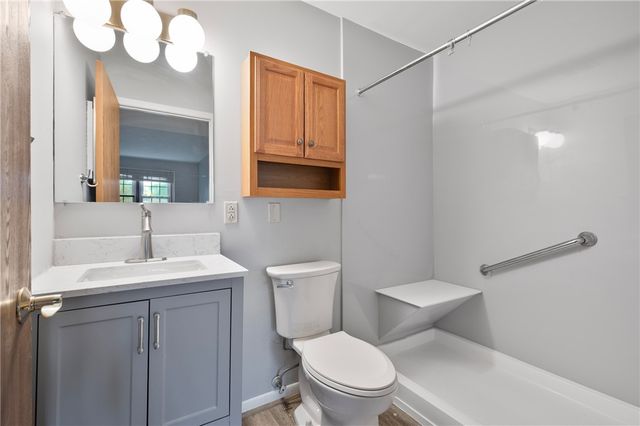 601 Dehaven Court, Shaler, PA 15116