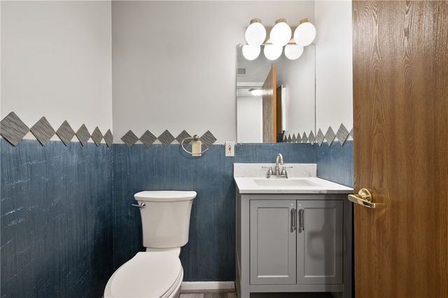 601 Dehaven Court, Shaler, PA 15116