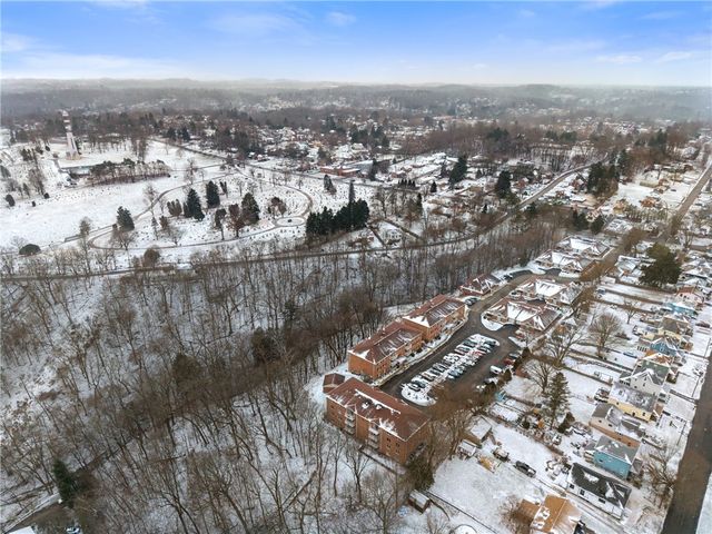 601 Dehaven Court, Shaler, PA 15116