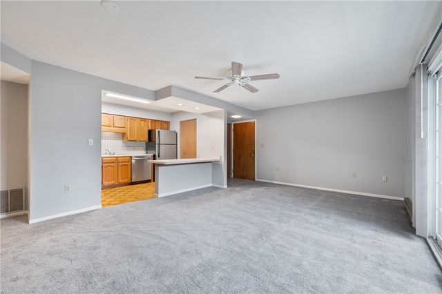 601 Dehaven Court, Shaler, PA 15116