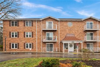 601 Dehaven Court, Shaler, PA 15116