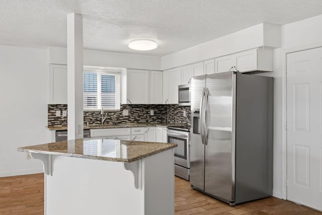 120 Itasca Road SE, Rio Rancho, NM 87124