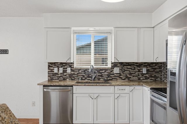 120 Itasca Road SE, Rio Rancho, NM 87124