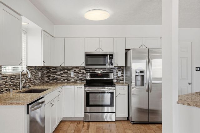 120 Itasca Road SE, Rio Rancho, NM 87124