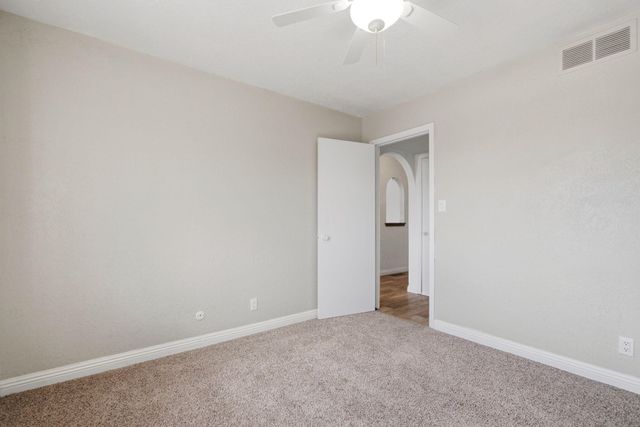 120 Itasca Road SE, Rio Rancho, NM 87124