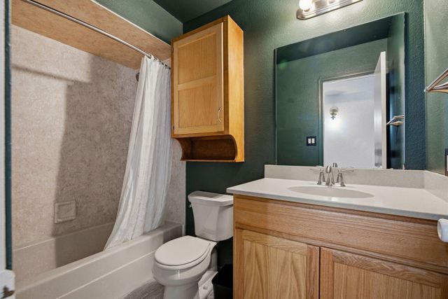 120 Itasca Road SE, Rio Rancho, NM 87124