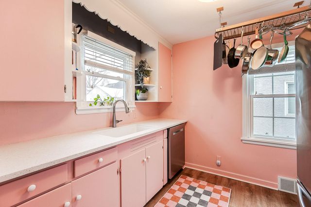 973 Galvin Avenue, West Saint Paul, MN 55118